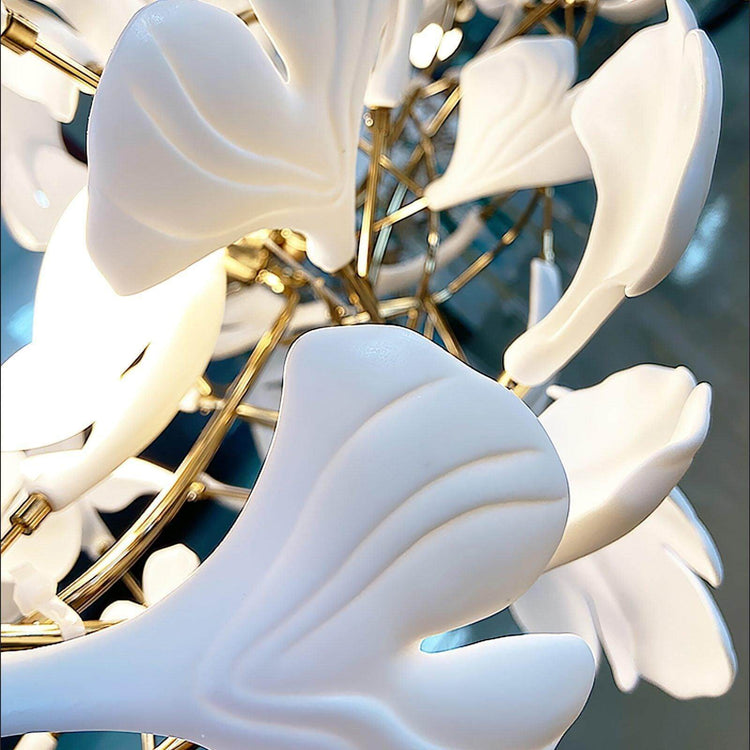 Gingko Style H chandelier by Vinlighting featuring a sleek art-deco linear design with elegant hanging light fixtures.
