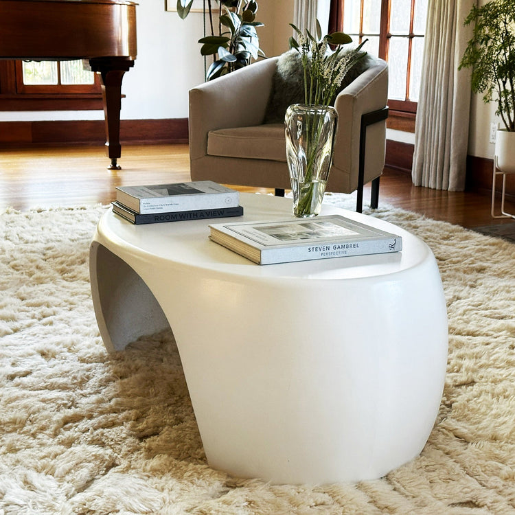Sculptural Modern Coffee Table – Indoor/Outdoor Organic Curved Design