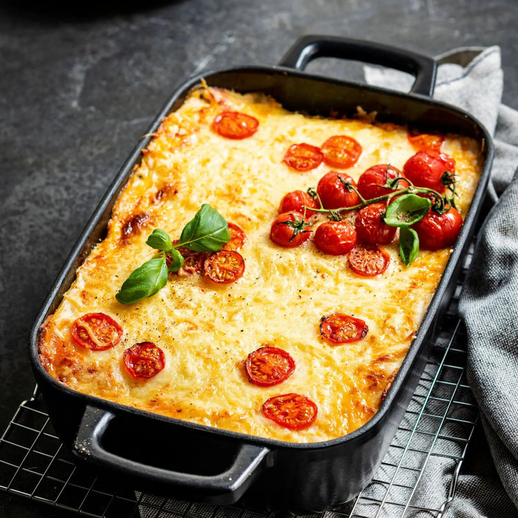 Alva Cookware 12x8-inch roasting pan, casserole dish with sturdy handles, ideal for baking and roasting meats and vegetables.