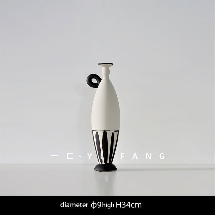 Modern handmade ceramic flower vase by FLIPSTYLEZLLC, soft Nordic-style decor suitable for hotels, clubs, and B&B interiors.