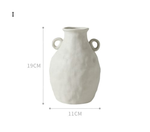 Minimalist Ceramic Vase – Art-Inspired Home Décor in Neutral Tones - Modern Home & Kitchen