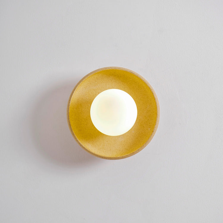 Mooiehome Dusk wall light, 7.9-inch modern wall lamp with sleek design, mounted on a wall with a soft glow.