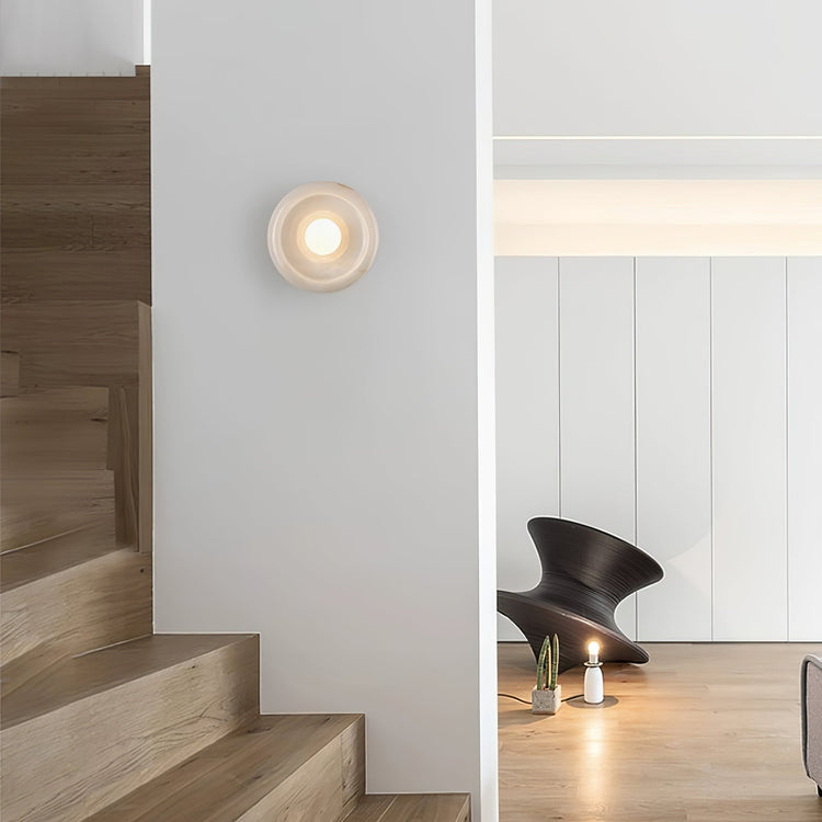 Mooiehome Eclipse Jade 9.8-inch wall lamp wall sconce with modern design and jade-colored glass shade.