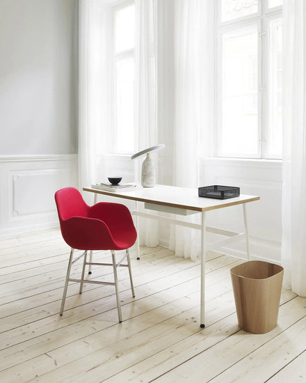 Mooiehome Eddy 12.6-inch table lamp with a sleek modern design and a neutral-colored lampshade on a wooden base.
