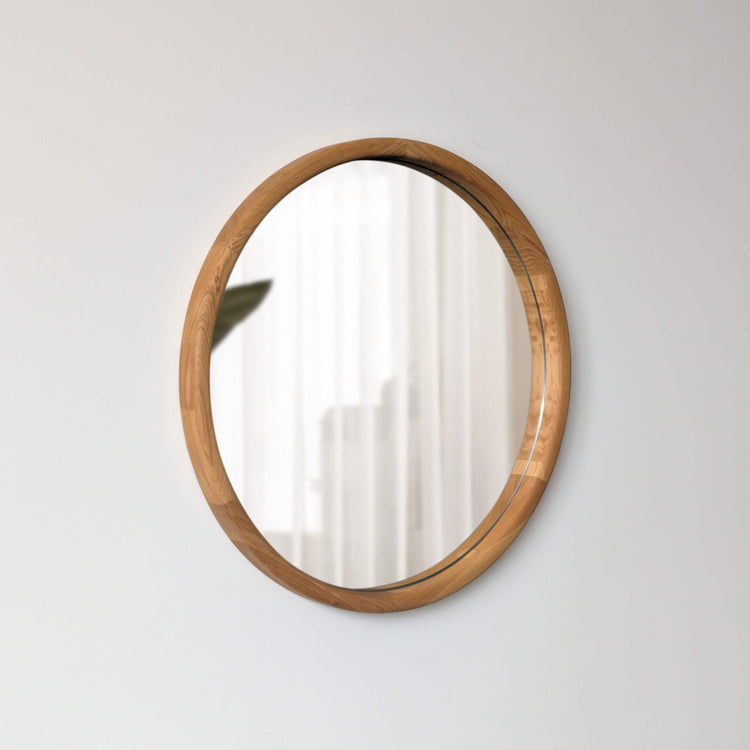 VARBROS THE KOLO wall mirror with a sleek, modern frame, showcasing a reflective glass surface for stylish home decor.