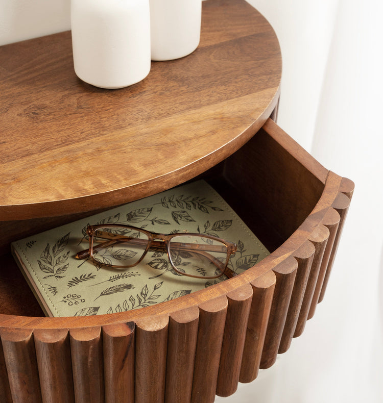 Reid Ribbed Floating Side Table | Modern Wall Mounted Bedside Table Decor