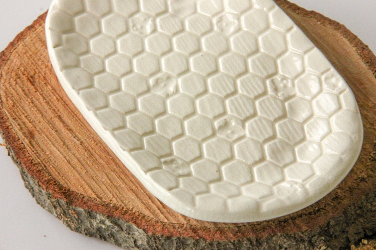 Beehive Soap Dish - Modern Home & Kitchen