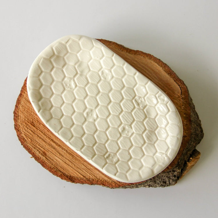 Beehive Soap Dish - Modern Home & Kitchen