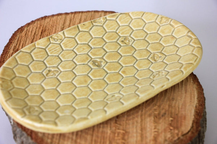 Beehive Soap Dish - Modern Home & Kitchen