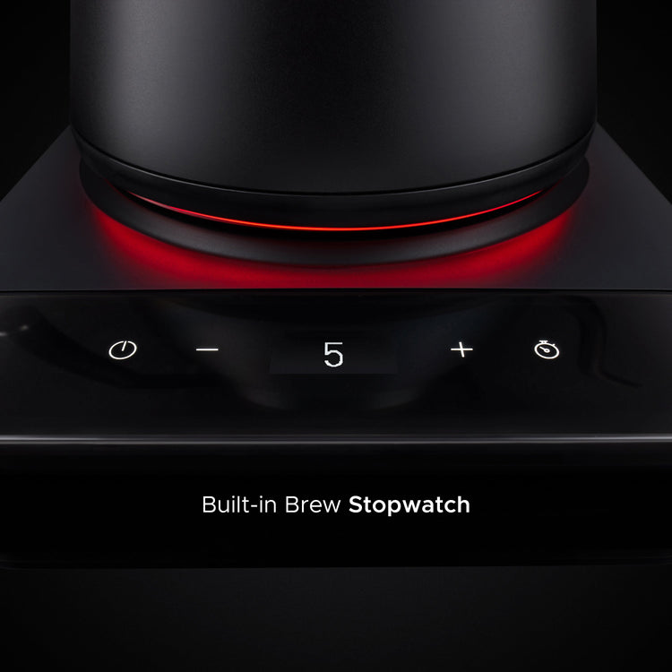 Saki Baristan gooseneck electric kettle with sleek black design and stainless steel spout for precise pouring.