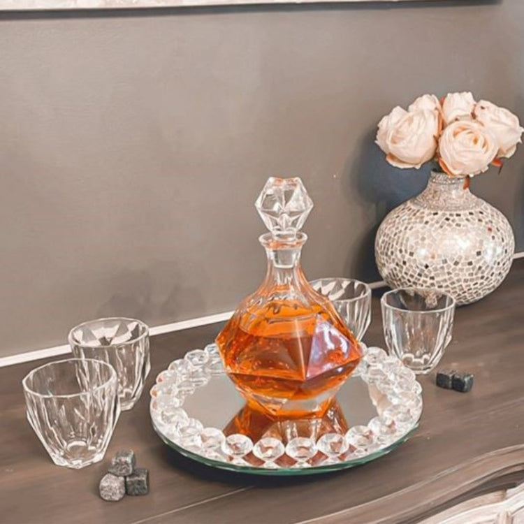 Exquisite Decanter Set - Modern Home & Kitchen