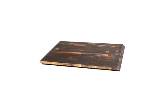 Steelport Knife Co. Everyday Knife and Cutting Board Set showing the sleek wooden cutting board and included kitchen knives.