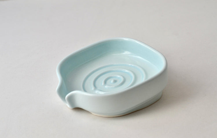 Self-Draining Porcelain Soap Dish - Modern Home & Kitchen